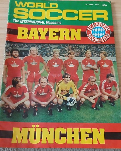 World soccer magazine - world, october