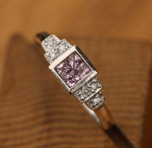 9ct solid white gold ring - white,
