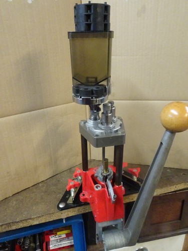 Reloading lee station - lee,