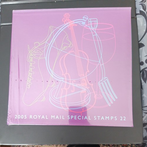 Qeii 2005 royal mail - gb,