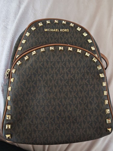 Michael kors medium sized bag - kors,