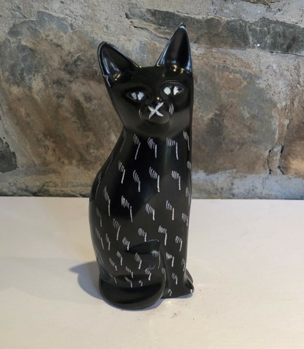 Soapstone black sitting cat 6 - sitting, (6