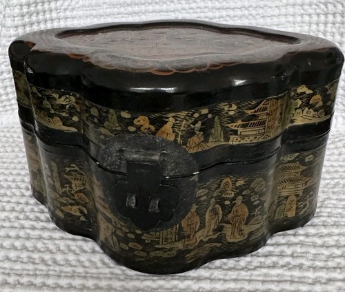 Black lacquer gilt painted - black, &