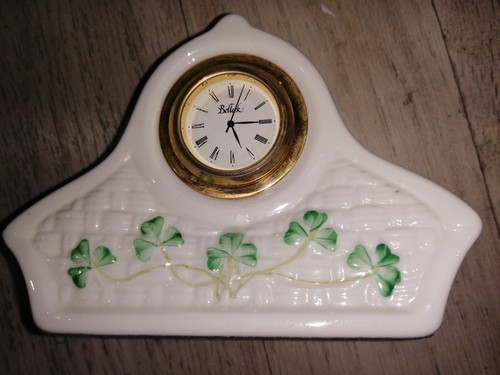 Belleek mantel clock with - , hand