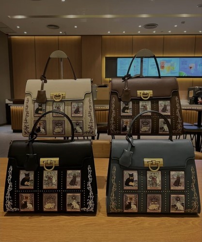 Vintage look luxury - vintage, handbags