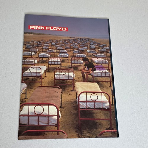 Pink floyd tour - pink,