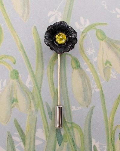 Tiny black poppy - tiny,
