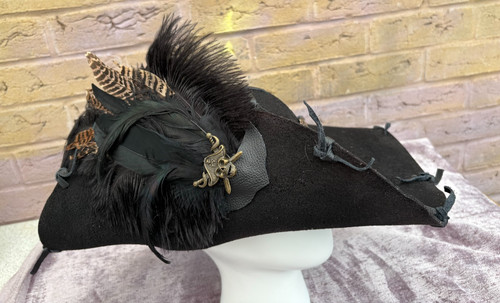 Black distressed pirate hat - distressed,