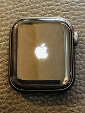 APPLE Watch Nike Series 5 40mm GPS + Extra Straps & Accessories | Mint Condition