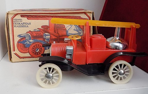 Vintage plastic push along - vintage,
