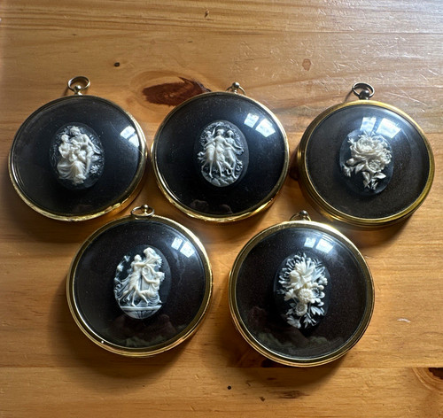 Set oval cameo portrait - cameo,