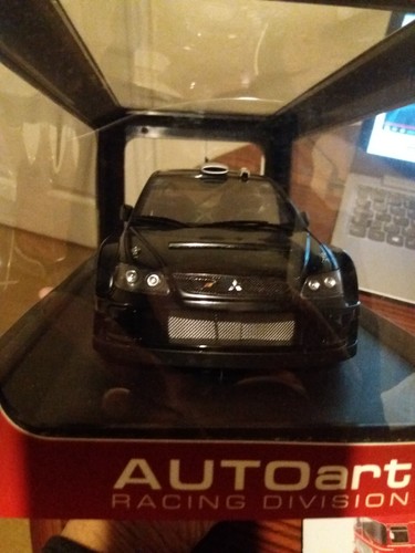 Autoart mitsubishi evo rally - mitsubishi,
