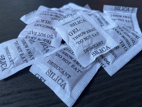 Silica gel desiccant - silica, sachets