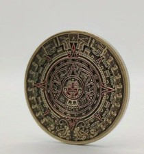 Vintage Aztec Mayan Calendar Commemorative 40 mm Coin.  In a Protective Capsule