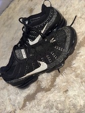 Men’s Black/white Nike Vapormax Flynit Size 8
