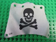 vintage LEGO PIRATE SHIP SAIL part skull and crossbones 6261 set