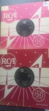 2 Elvis Presley records vinyl