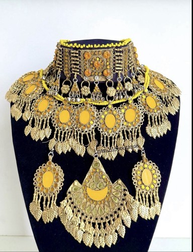 Yellow afghan piece vintage - piece,