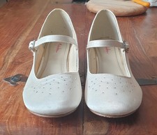 GIRLS IVORY EMBELLISHED SATIN HOLY COMMUNION/BRIDESMAID/WEDDING SHOES Size 5
