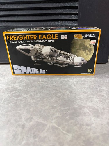 Space 1999 freighter eagle - 1999,