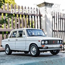 1/24 Scale Vintage Lada Model