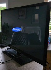 Samsung TV 42 Inch With Stand 2 Hdmi And Power Cable.