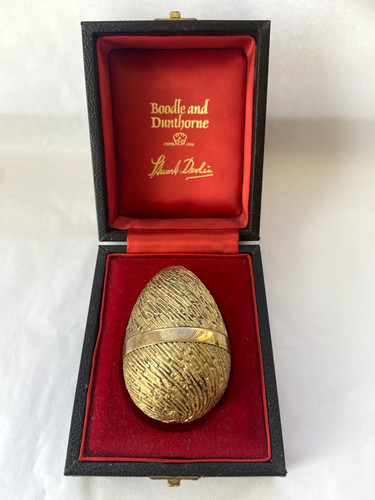 Stuart devlin gilt egg fully - stuart,