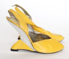 Charles Jourdan Cantilever