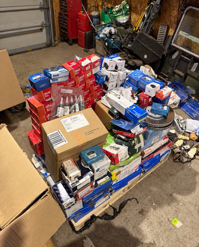 Car parts pallet mixed - –,