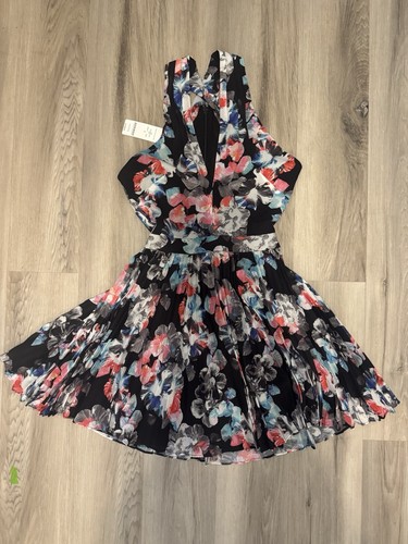 New bebe short - bebe, floral