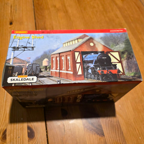 Hornby skaledale engine - skaledale, shed