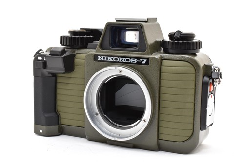 Top mint nikon nikonos - [top,