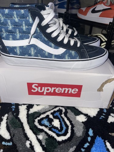 Size supreme vans - 12,