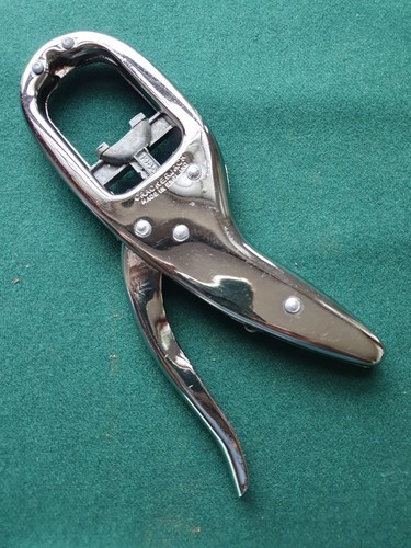 Vintage crackerjack nut - crackerjack,