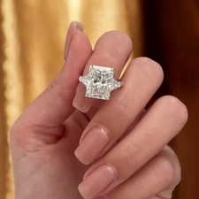 Radiant 5.50 Ct IGI Lab Grown