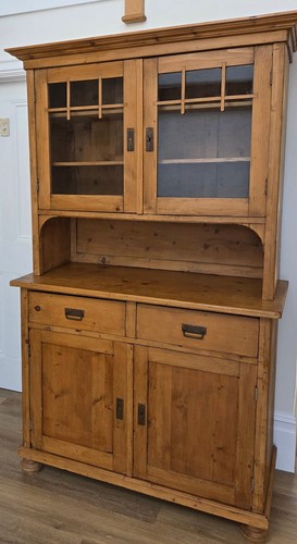 Antique stripped pine welsh - pine,