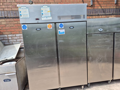 Foster commercial fridge - commercial,
