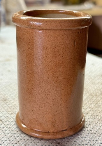 1910 cream crock - 1910,