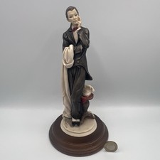 *VITTORIO TESSARO FIGURINE