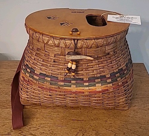 Fishing creel basket - folk, art