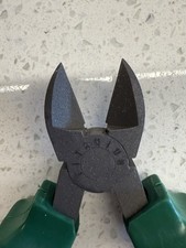 170mm Titanium Side Cutters In Green