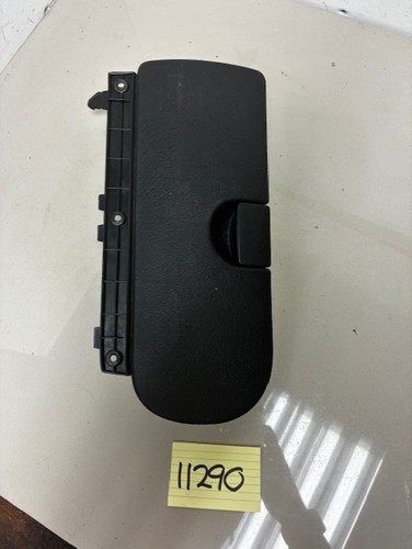 Citroen saxo 2003 - glove, box
