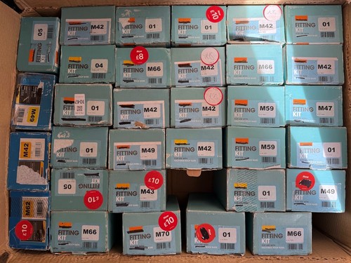 Halfords roof bar fitting - roof,