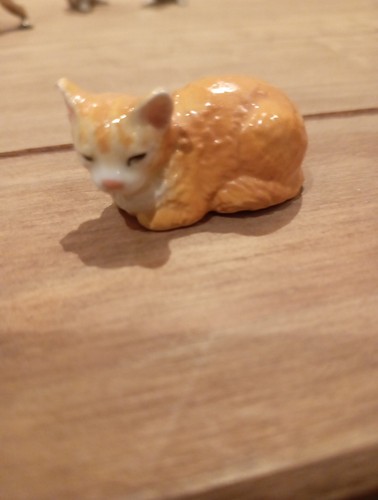 Hagen renaker dozing ginger - renaker,