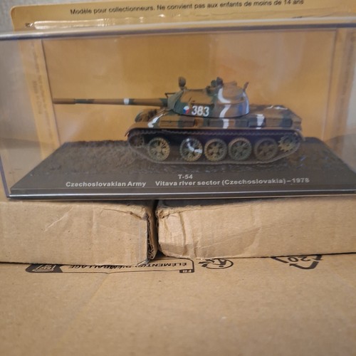 Deagostini model tanks - deagostini,