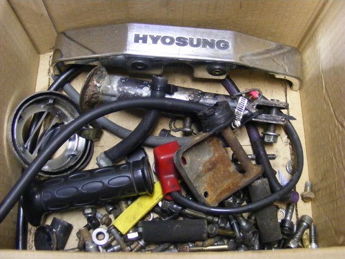 Hyosung comet 125 fixings - hyosung,