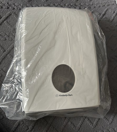 Aquarius white folded hand - aquarius,