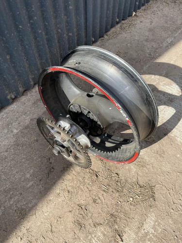Suzuki bandit rear wheel - suzuki,