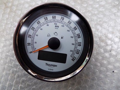 Triumph thruxton 900 speedo - thruxton,