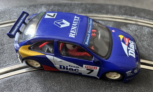 Scalextric renault car - scalextric,